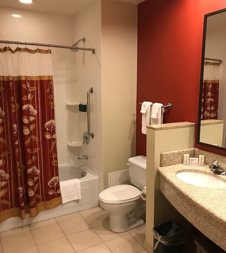 渥太华东万怡酒店主图