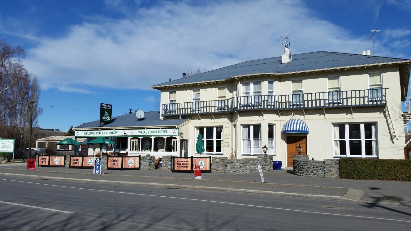 Waiau Tavern-官方