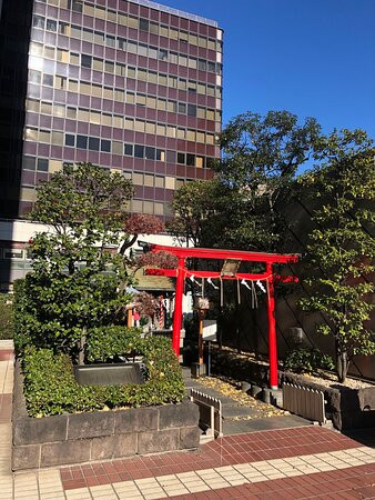 Yuraku Inari Shrine-Yurakucho必去景点