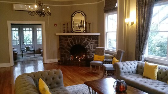 Princess Anne Hotel主图