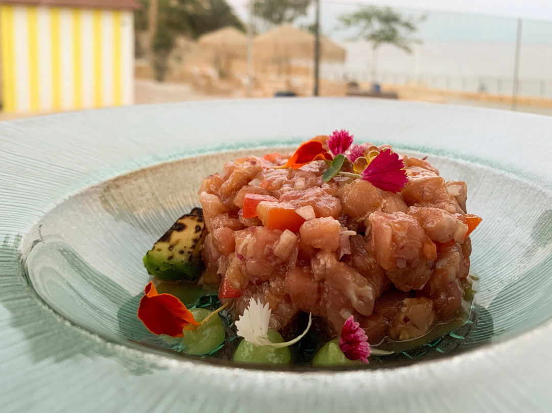Nuzza Beach & Terrace Restaurant