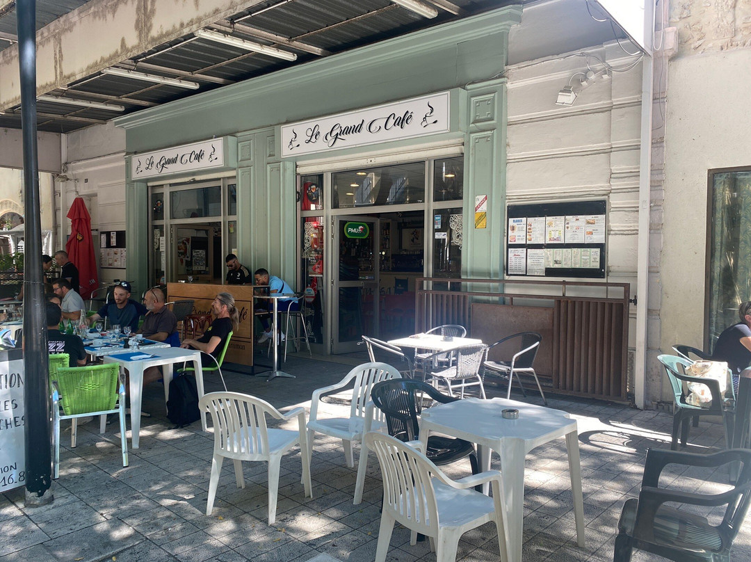 Le Grand Cafe