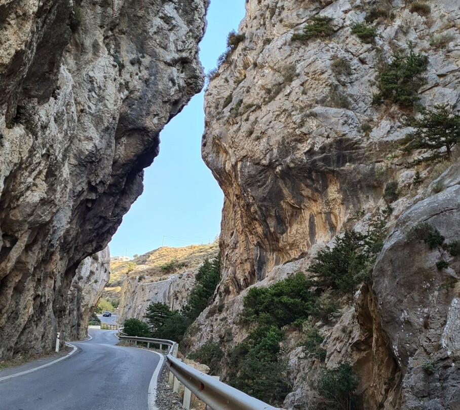 Kotsifou Canyon-雷斯蒙必去景点
