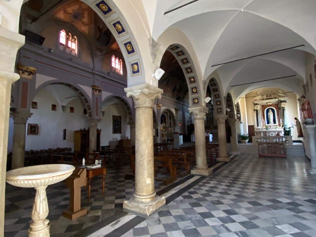 Chiesa di San Vincenzo-Ameglia必去景点