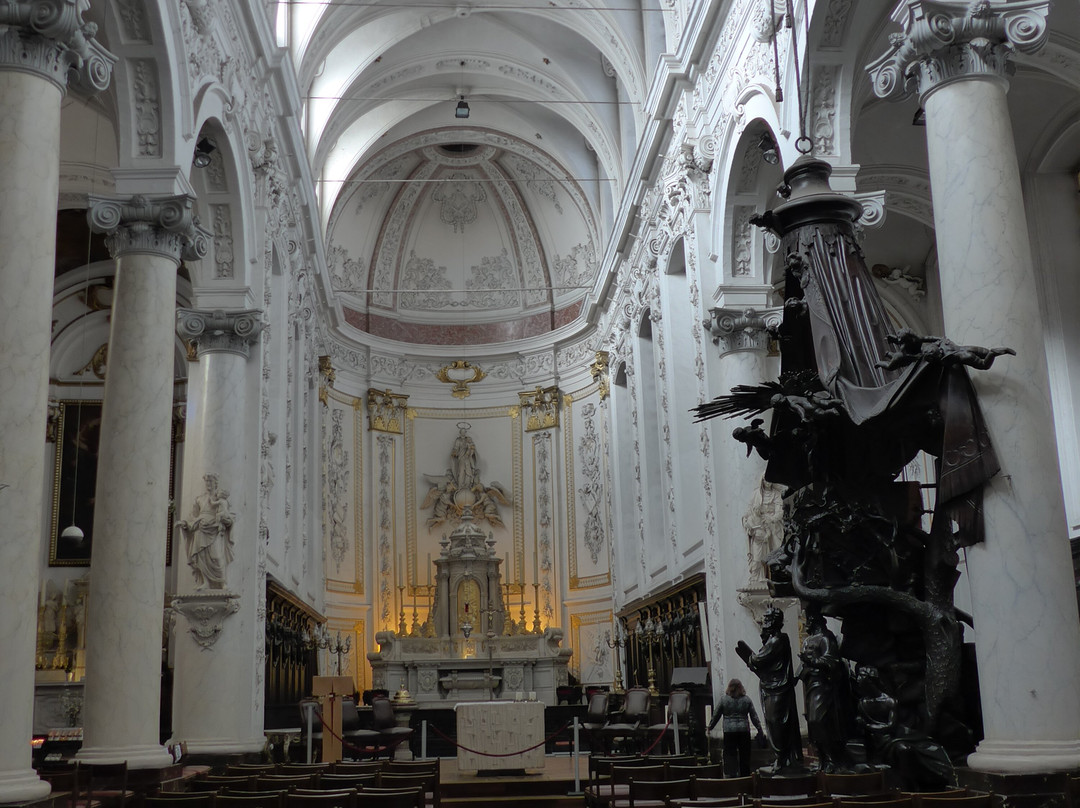 Church of Notre-Dame Du Finistere-布鲁塞尔必去景点