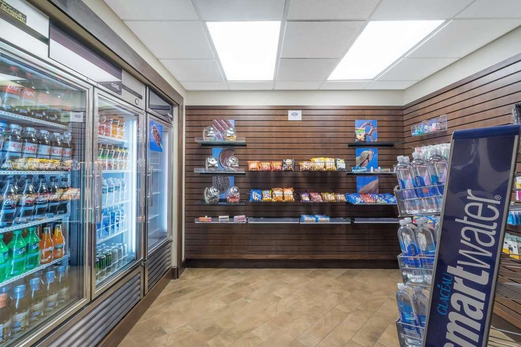 Hampton Inn Terre Haute主图