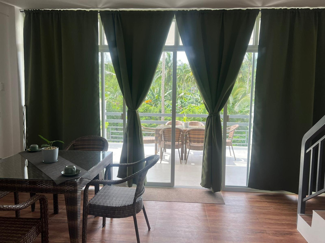 Royal Suites Port Barton