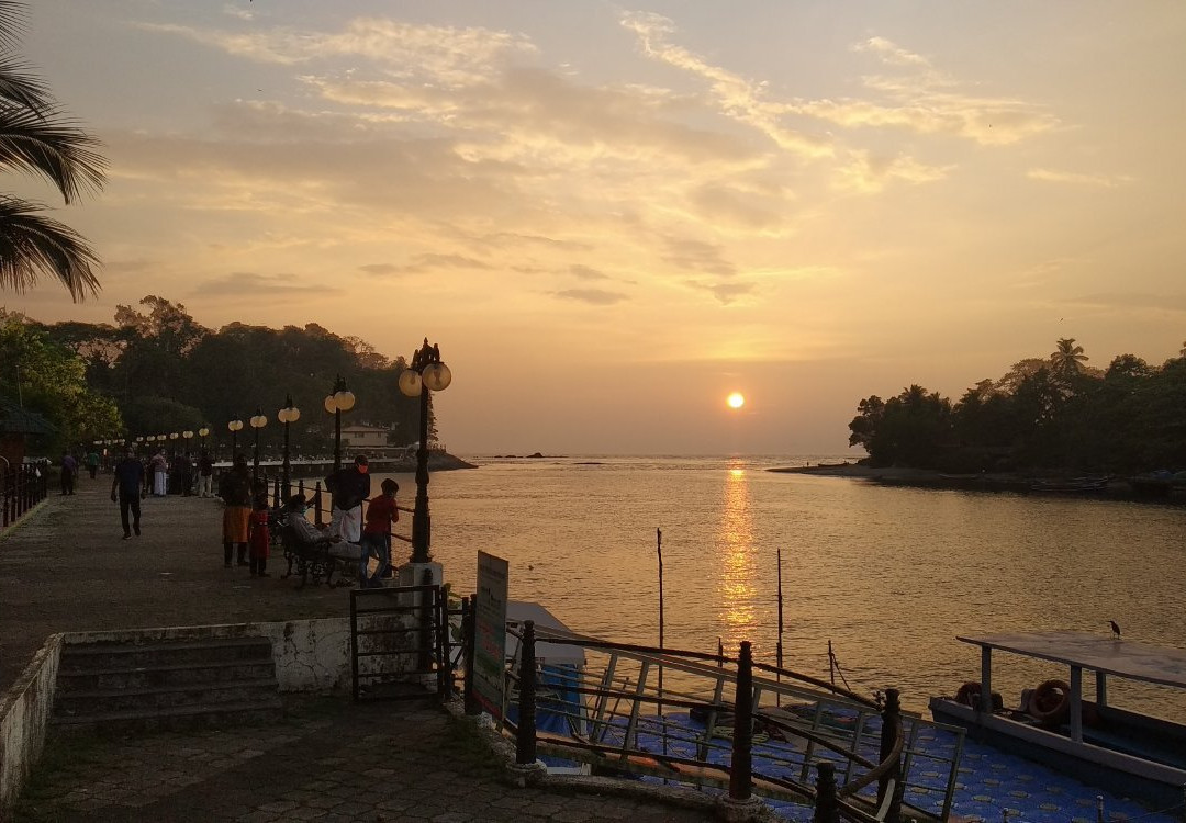 Mahe River Side Walkway-Mahe必去景点