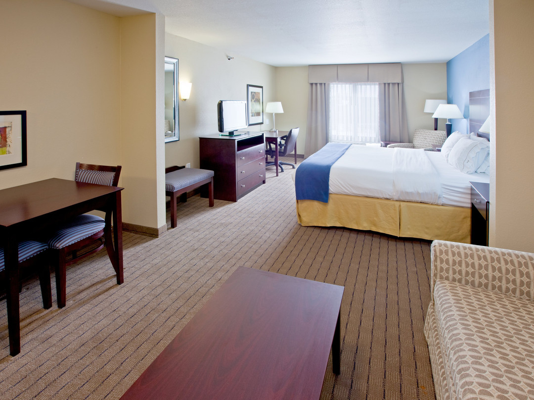 Holiday Inn Express & Suites Shelbyville Indianapolis By Ihg主图