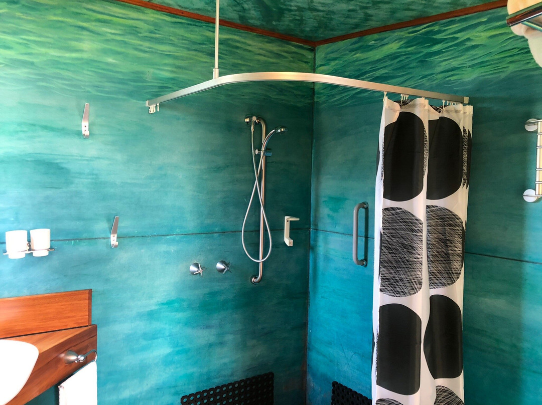 西湾海滨度假酒店主图