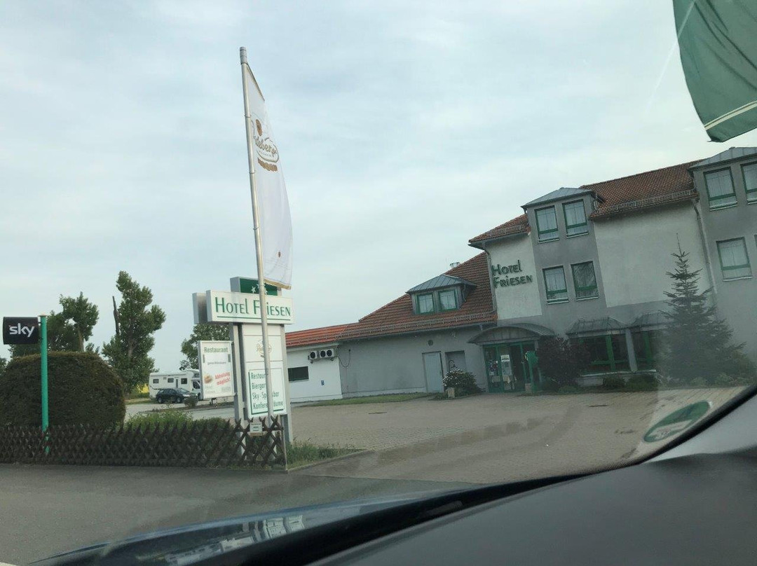 弗里森酒店主图