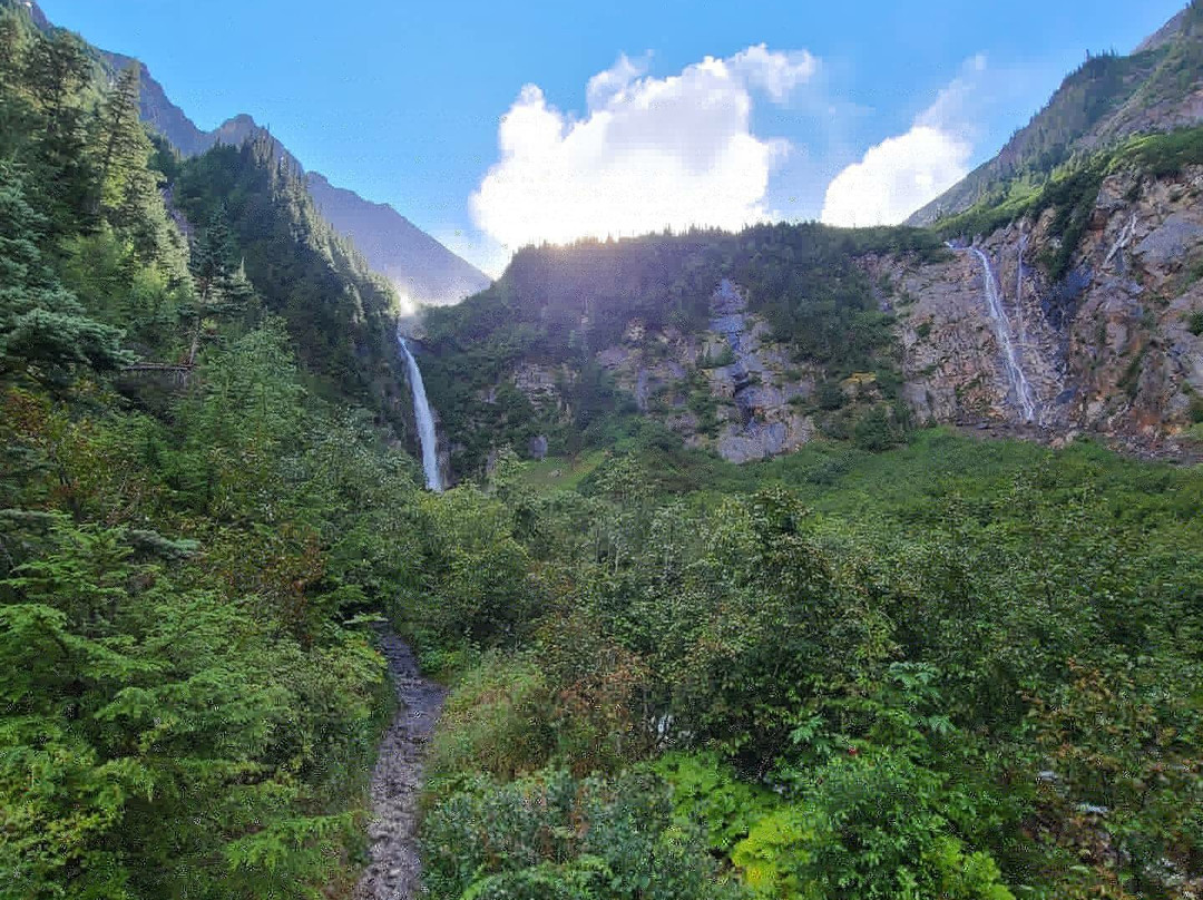 Twin Falls/Glacier Gulch Trails景点图片