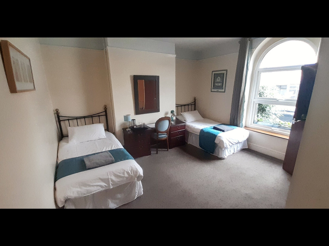 Admiral Blake Guest House主图