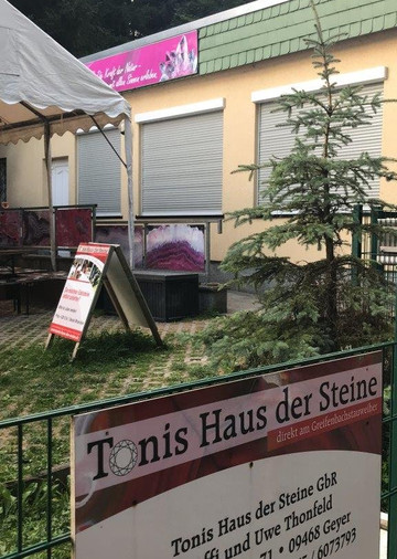 Tonis Haus der Steine-Geyer必去景点