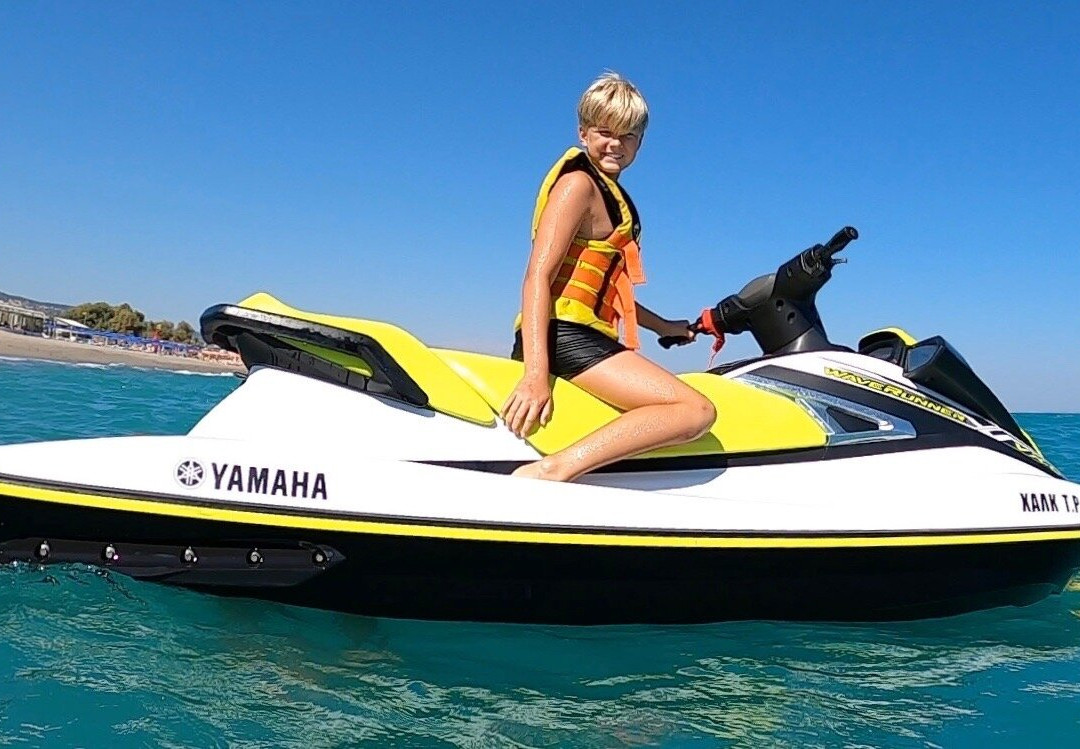 The Beast Watersports-Adelianos Kampos必去景点