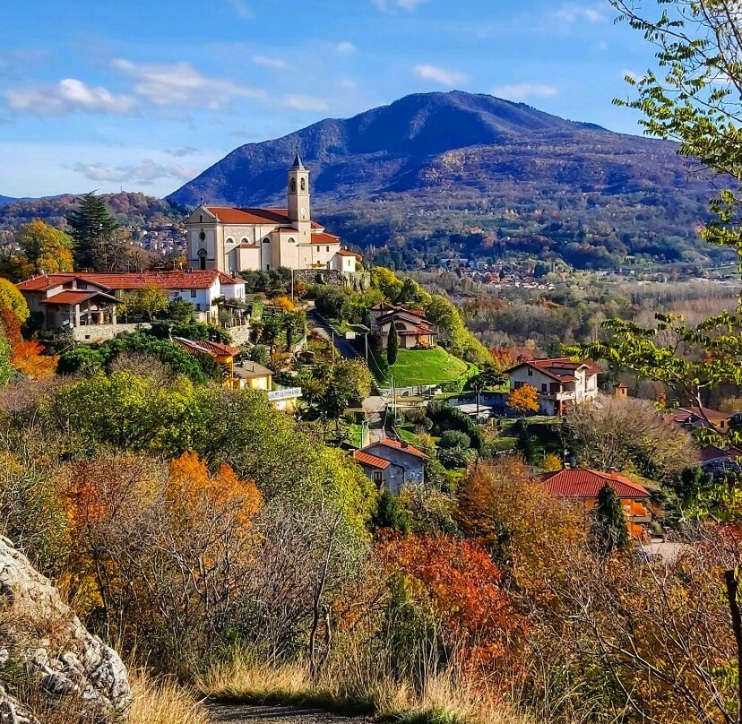 Chiesa Dei Santi Giovanni Battista e Maurizio-Caravate必去景点