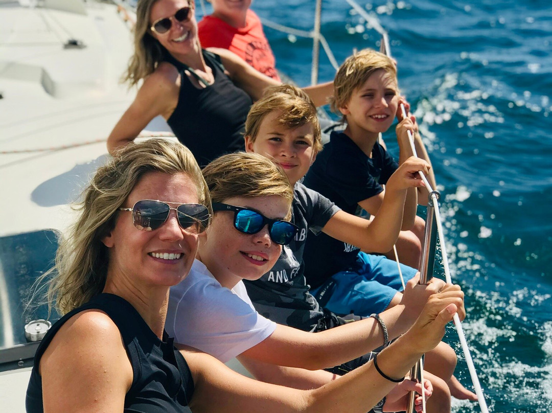 County Sailing Adventures景点图片