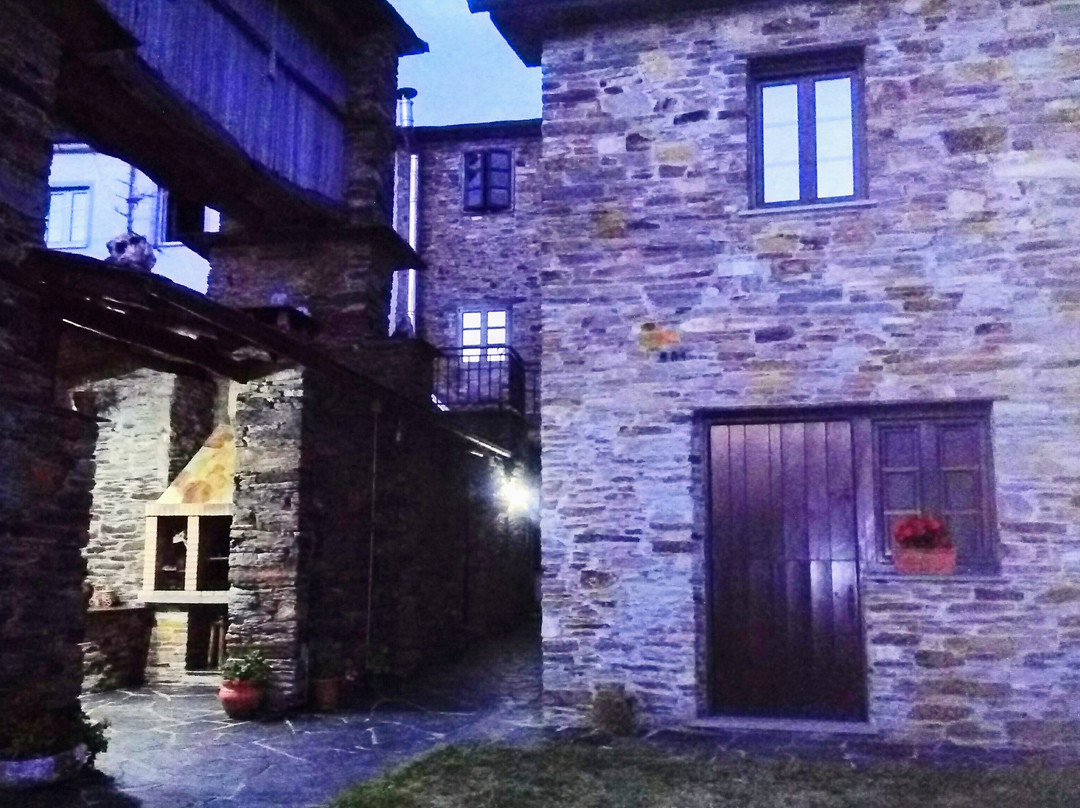 Apartamentos Los Castros