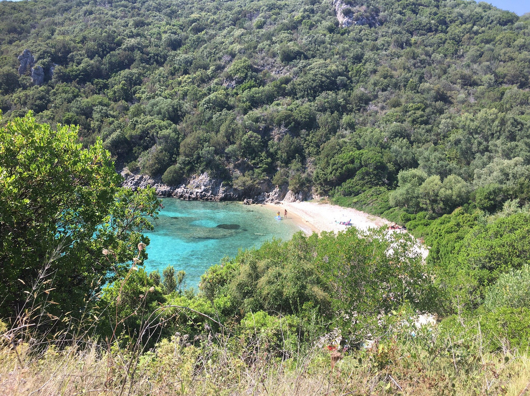Stavrolimenas Beach景点图片