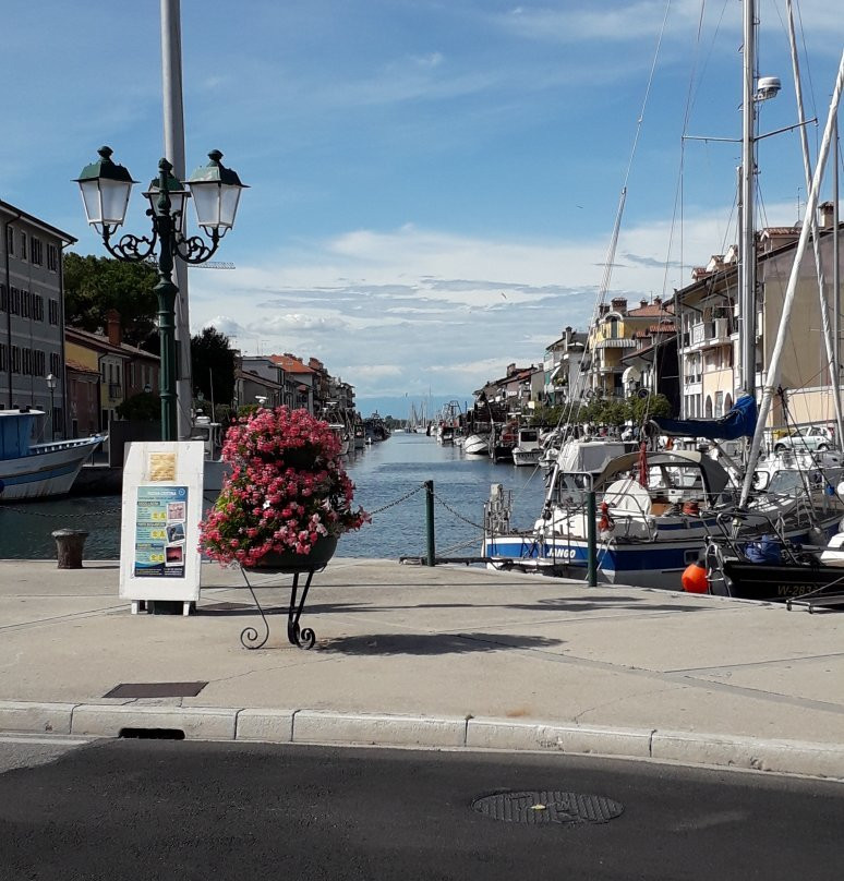 Porto Mandracchio景点图片