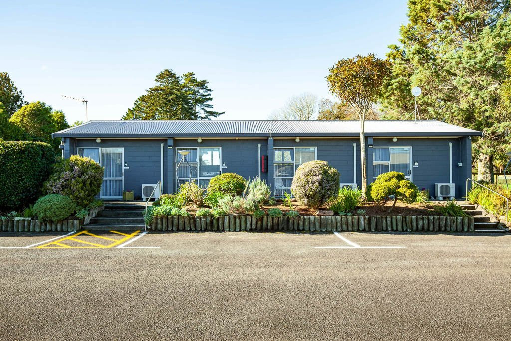 Amble In Motel主图