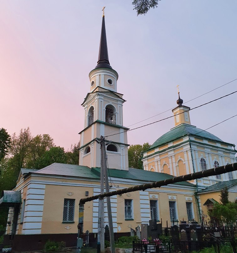 Church of the Holy Apostles Peter and Paul景点图片