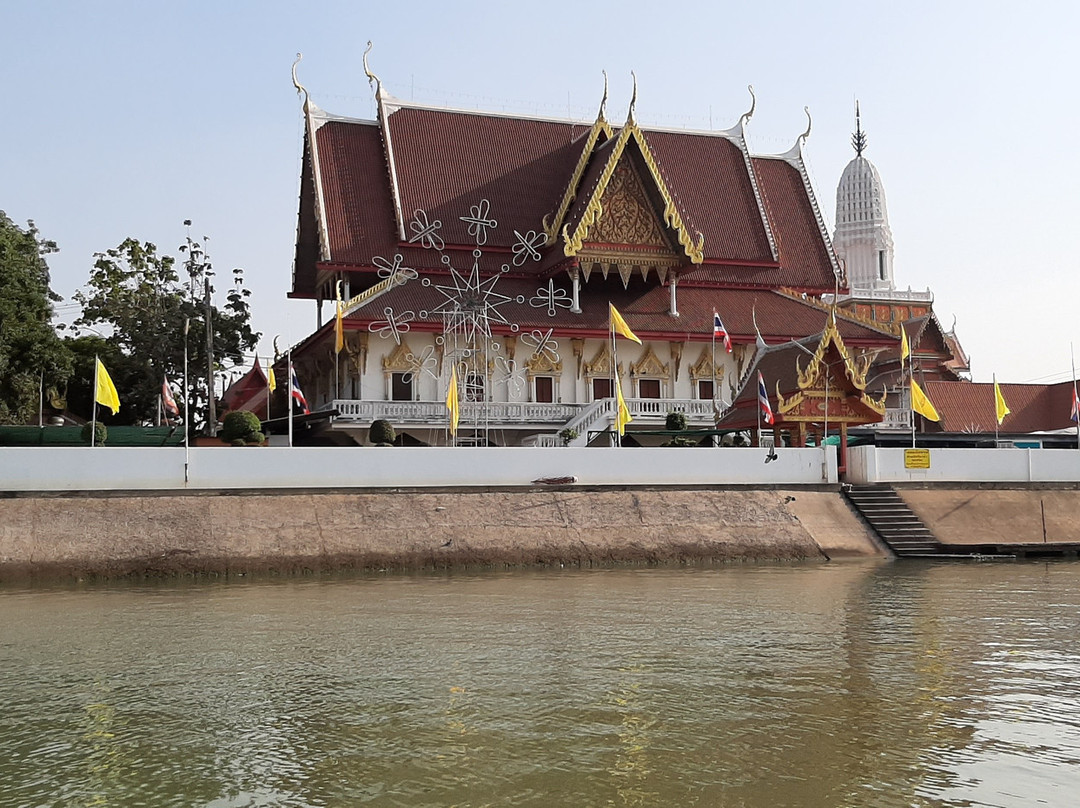 Wat Bangna Nok Pier景点图片