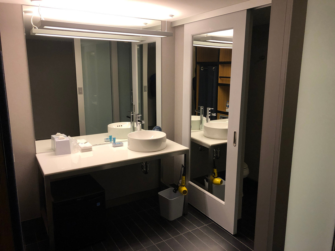 旧金山机场雅乐轩酒店主图