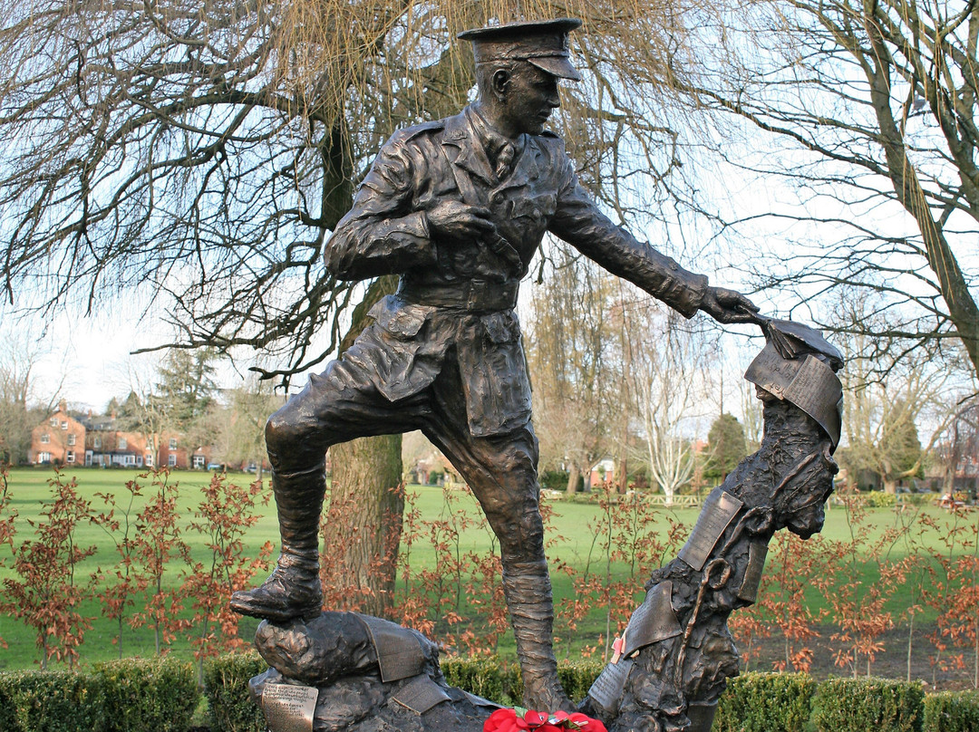 Wlfred Owen Statue and Memorial景点图片