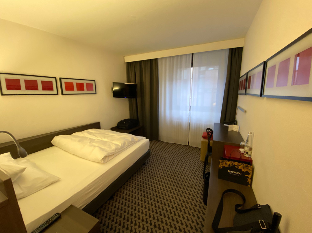 艺术商务酒店主图