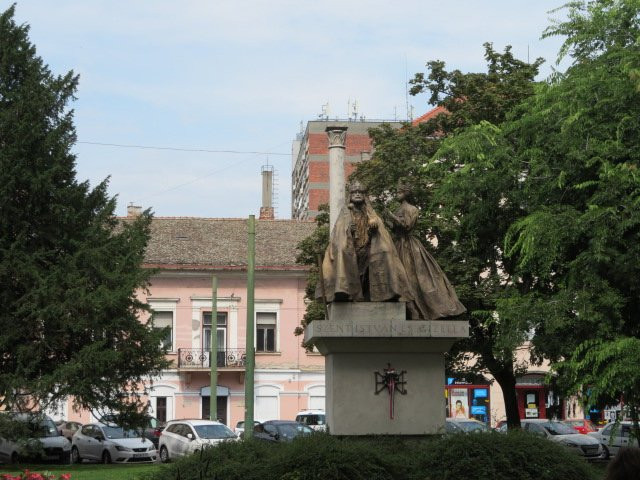 Saint Stephen and Gisella Statue景点图片