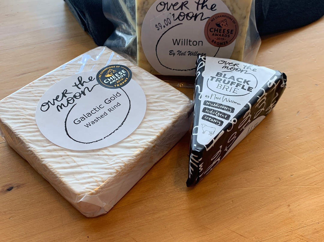 Over the Moon Dairy-普塔鲁鲁必去景点