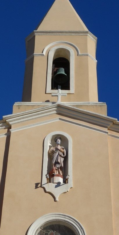 Eglise Saint-Pierre-Giens必去景点