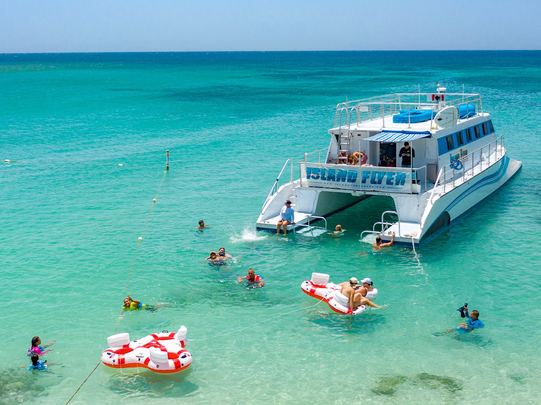 Island Venture-Salinas必去景点