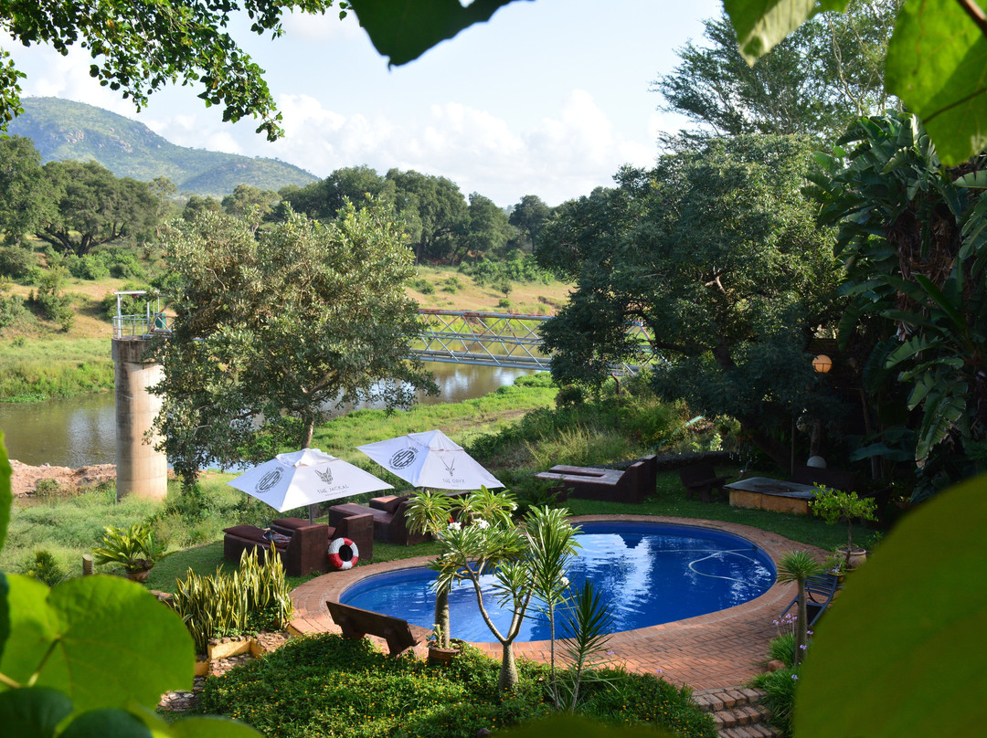 River House Lodge主图