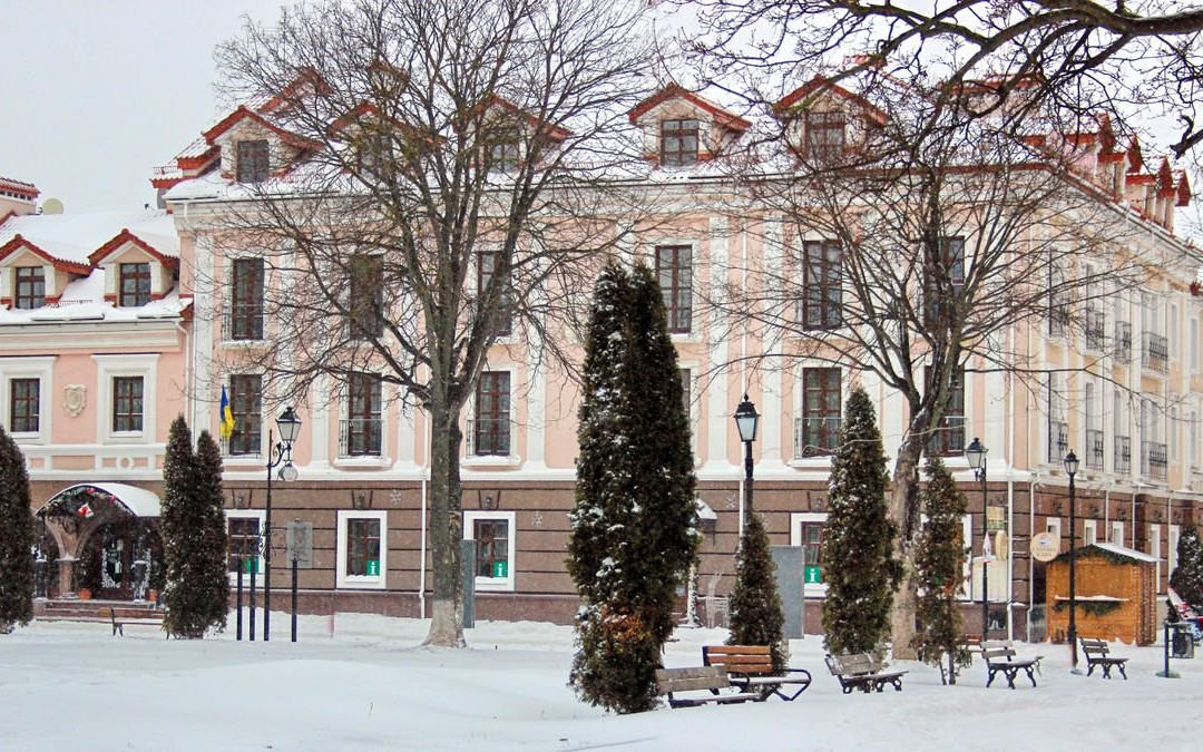 Optima Collection Kamianets-Podilsky主图