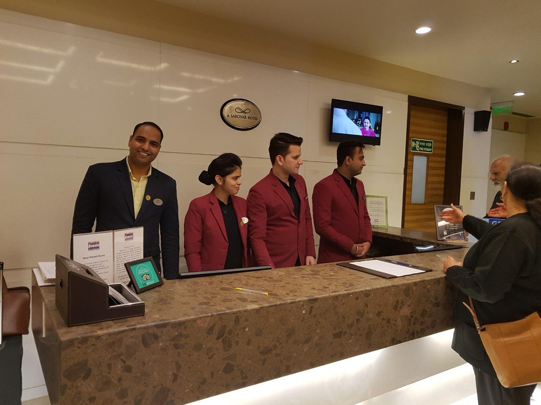 昌迪加尔赫穆特酒店主图