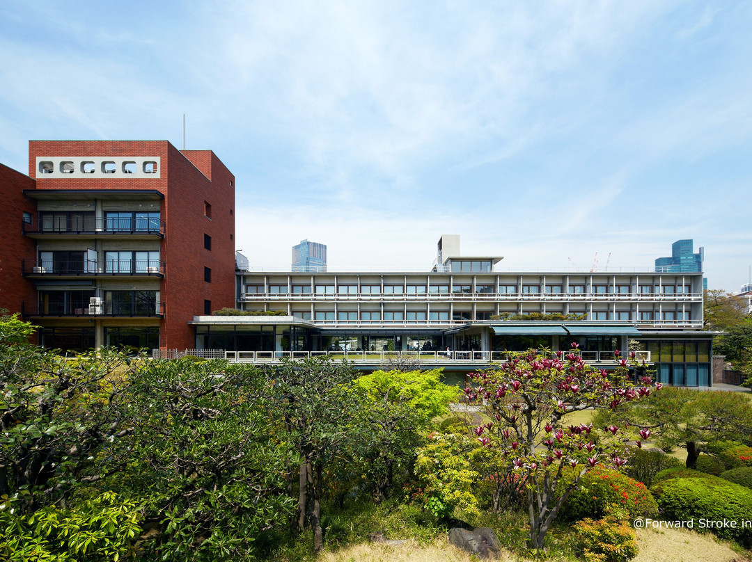 日本国际出版社-Roppongi必去景点