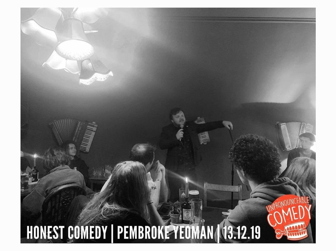 Unpronounceable Comedy景点图片