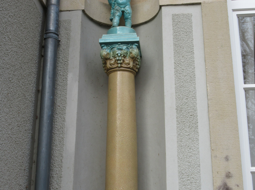 Putti en Facade de l'Orangerie-Mondorf-les-Bains必去景点