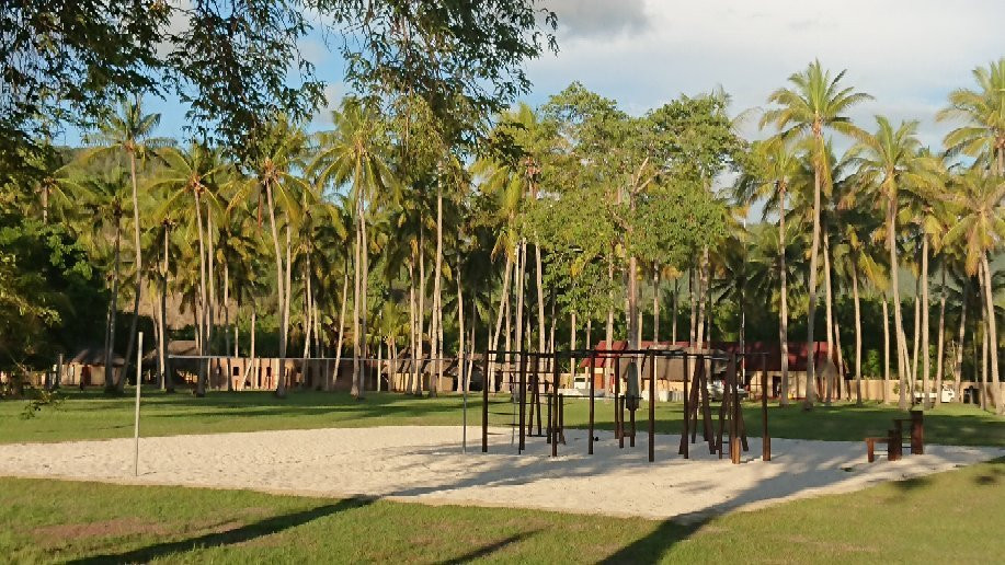 Whales & Waves Beach Resort主图