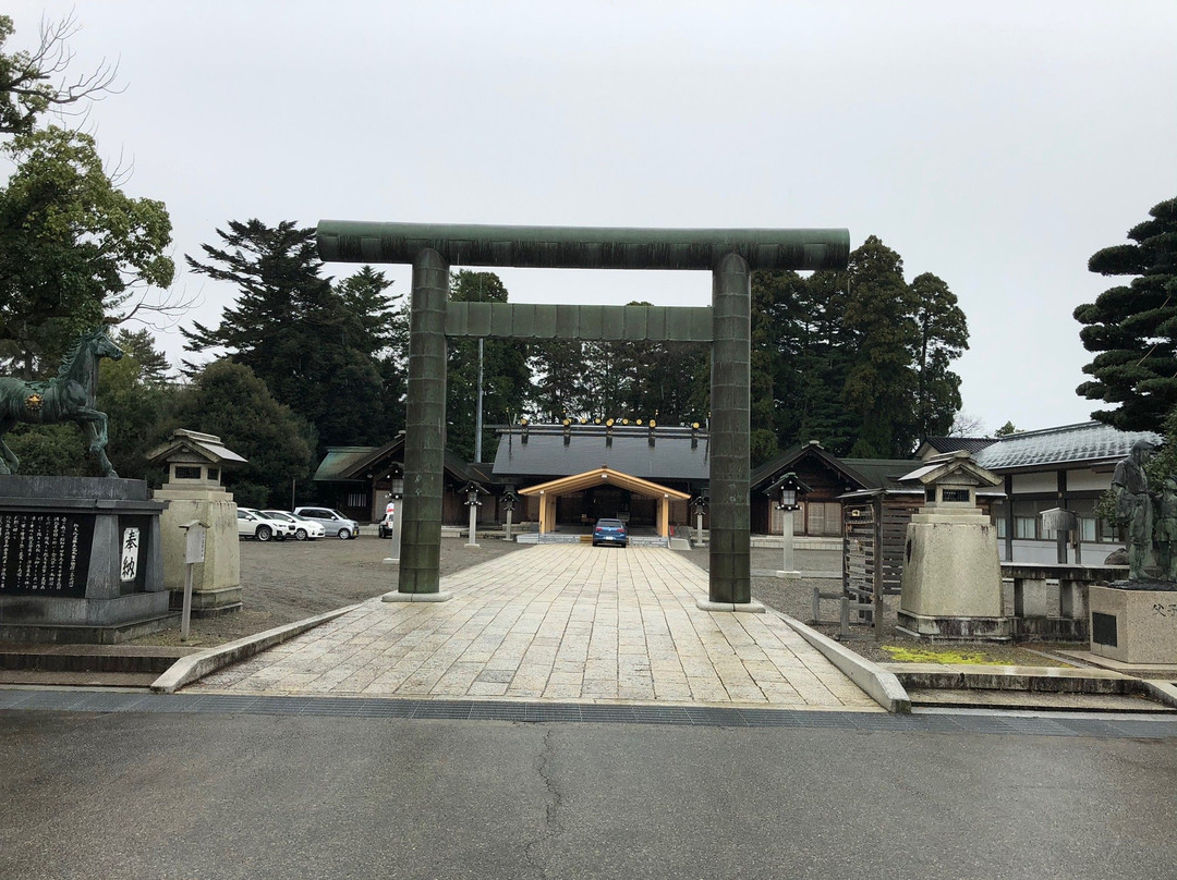 Gokoku Jinja Shrine景点图片