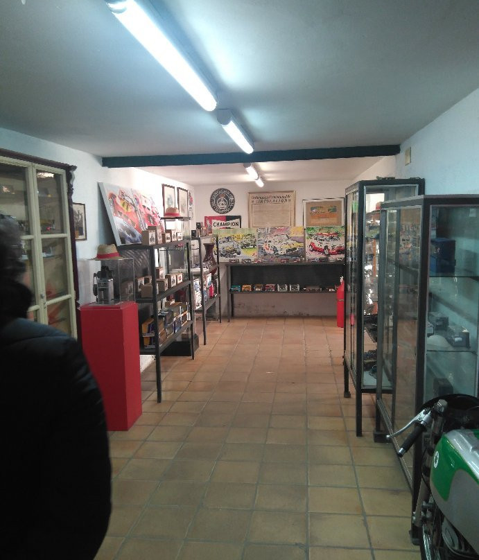Coleccion de Automoviles Salvador Claret景点图片