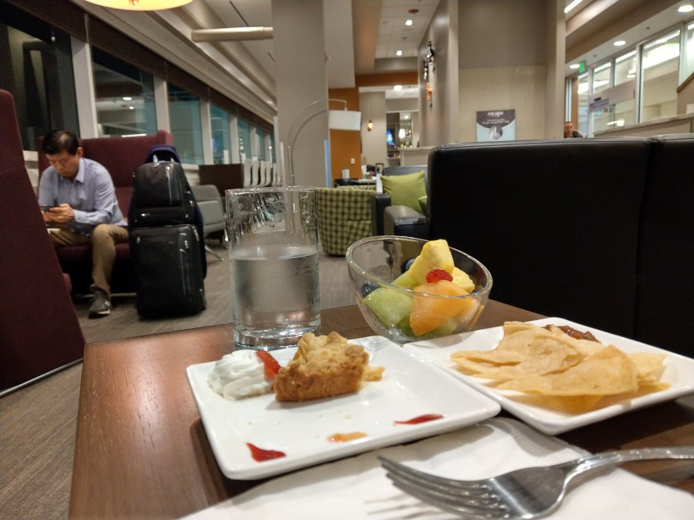 Escape Lounge-安大略必去景点