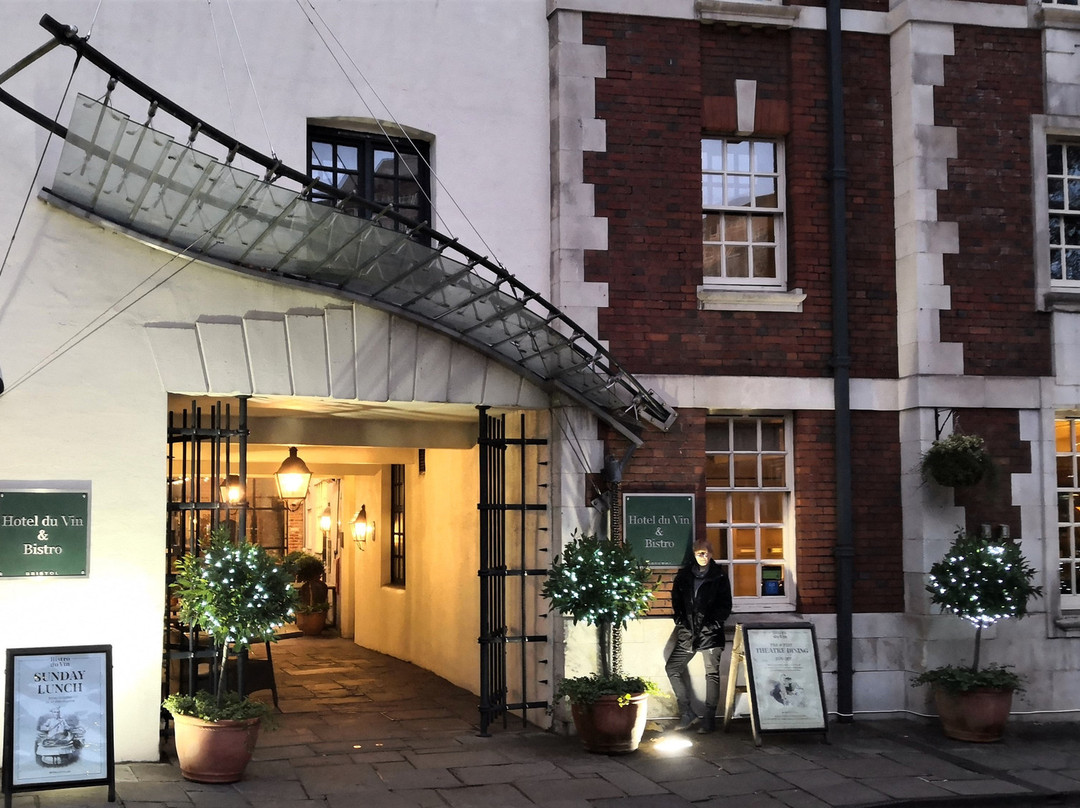 布里斯托杜文酒店主图