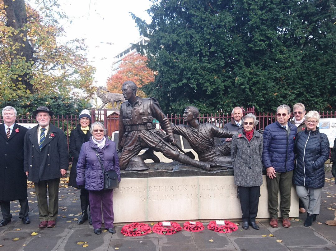 The Berkshire Yeomanry and Trooper Potts Memorial景点图片