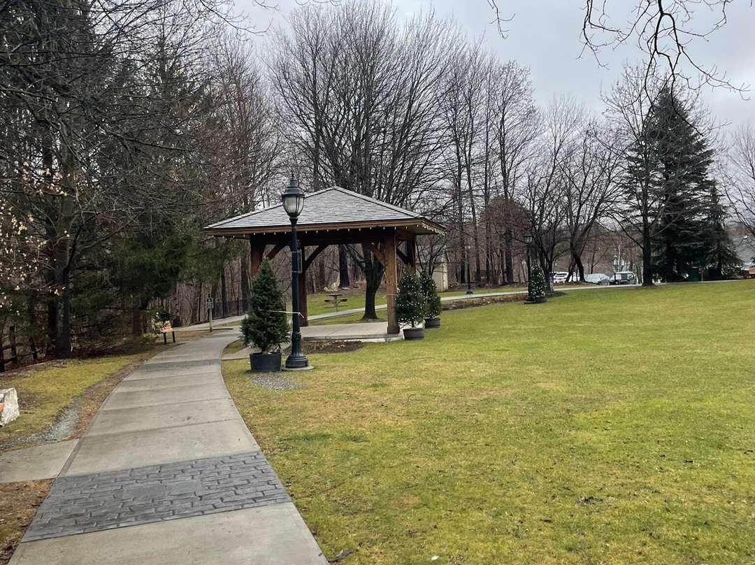 Factory Point-曼彻斯特必去景点