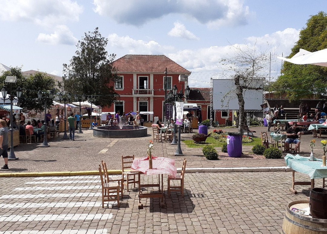 Praça Padre José Ferlin-Monte Belo do Sul必去景点