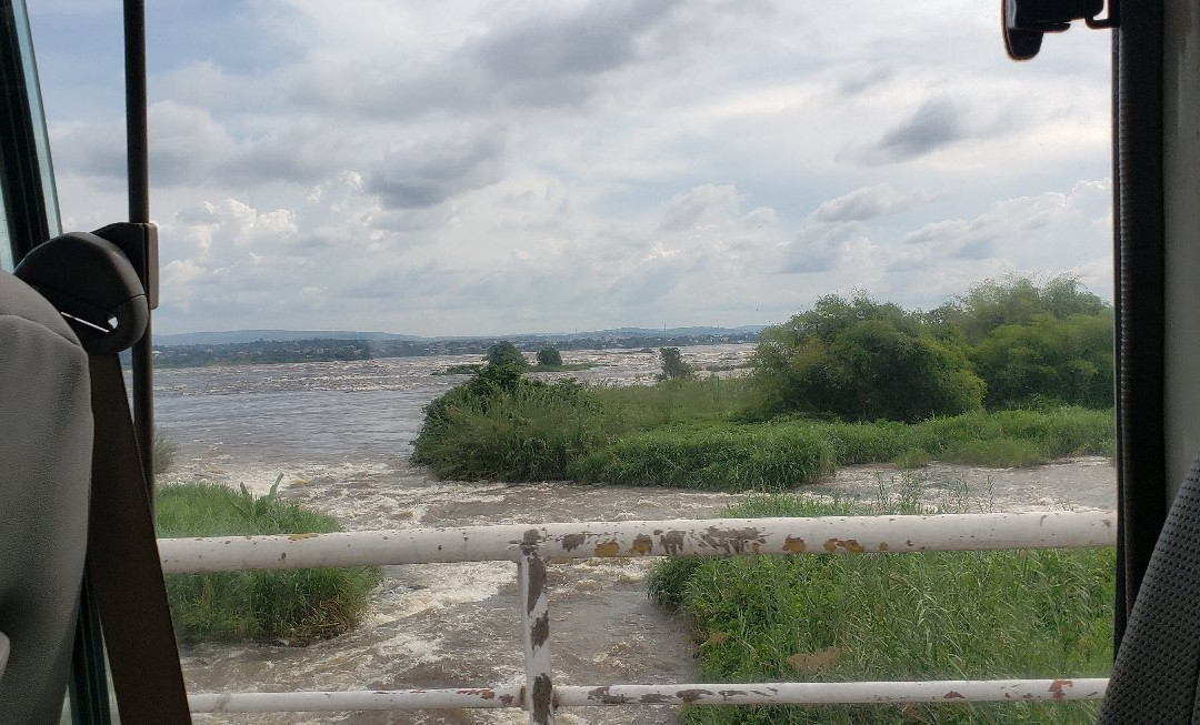 Pont Du Djoue-布拉萨市必去景点