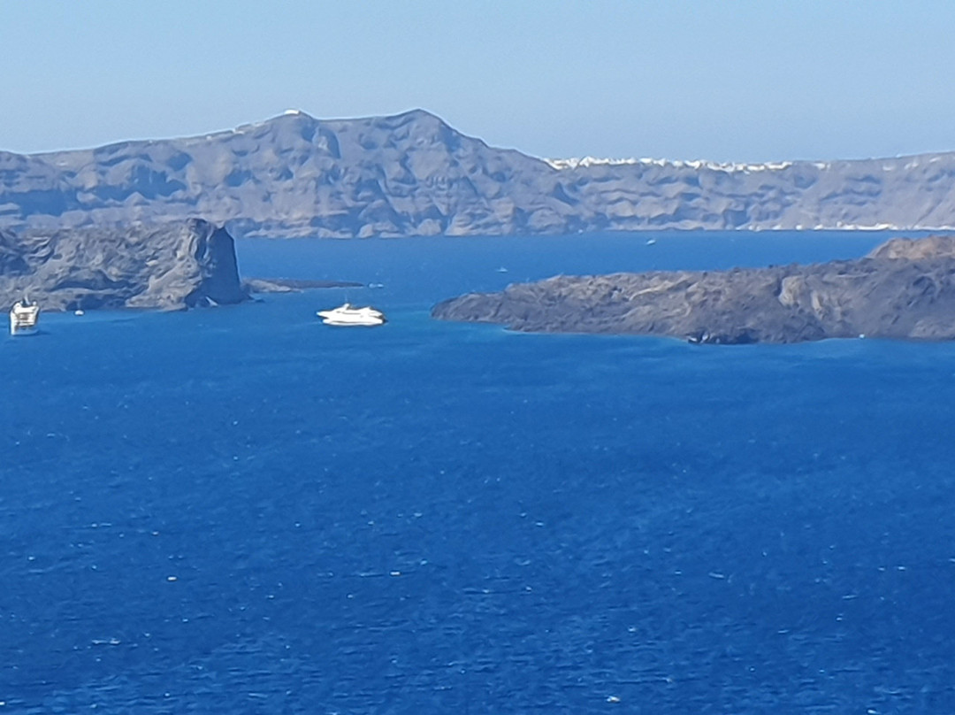 卡尔德拉海豚套房酒店主图